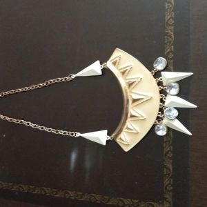 Pretty necklesse